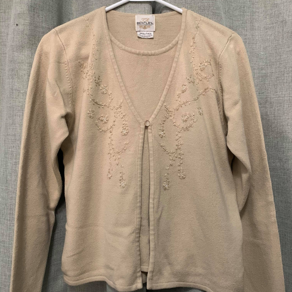 TR Bentley embroidered sweater
